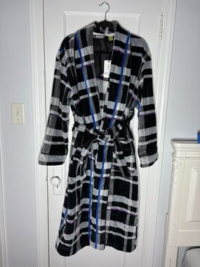 Robert Graham Black Robe with Purple Script Embroidery